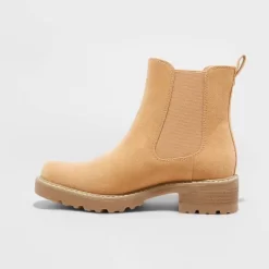 Women's Celina Chelsea Boots - Universal Thread™ Cognac
